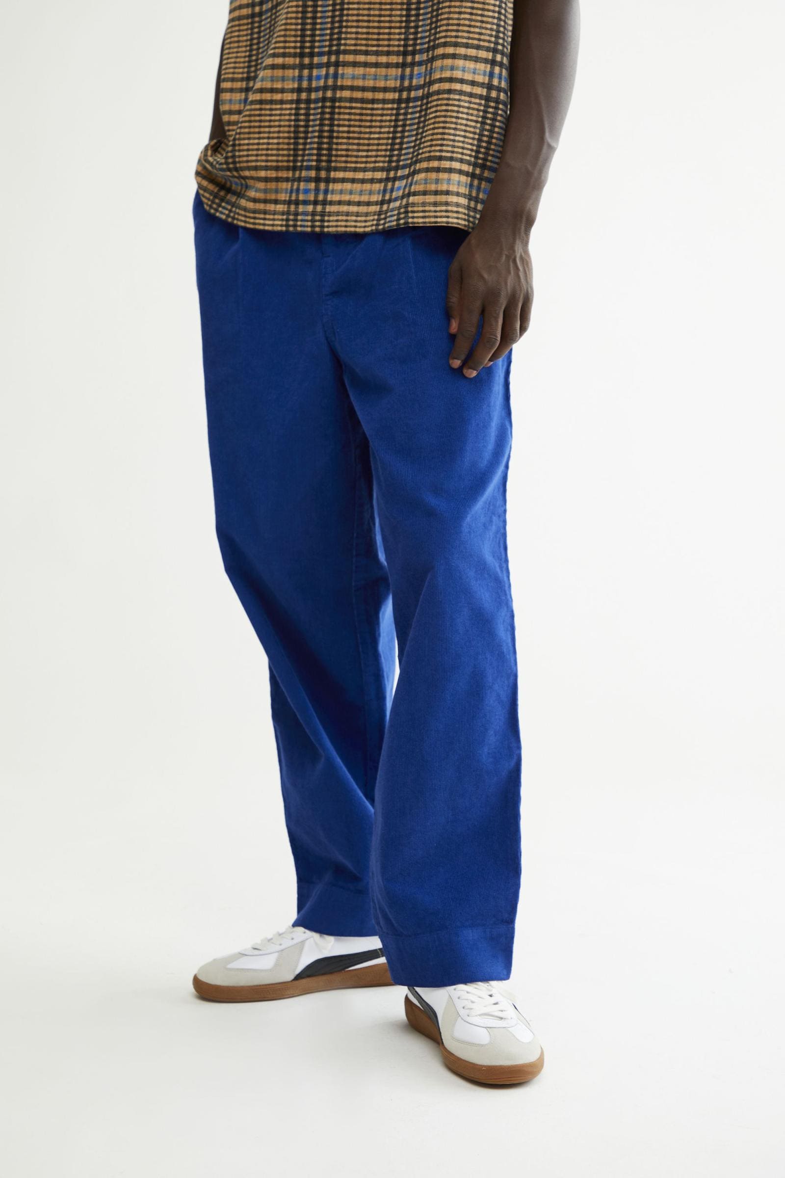 UO Exclusive Henry Pleated Cord Pant