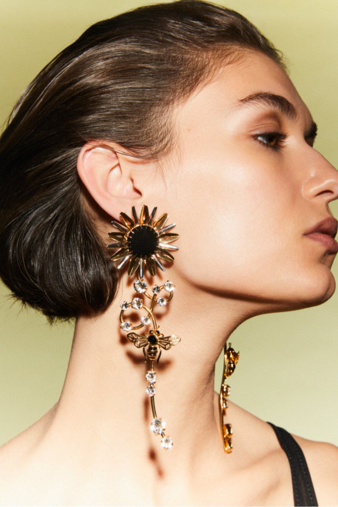 Zara Elie Top Bee Flower Earrings Special Edition
