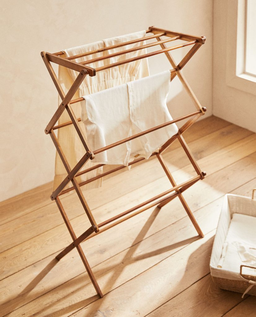 The Zara Home clotheslines are ideal for small spaces they hold up to