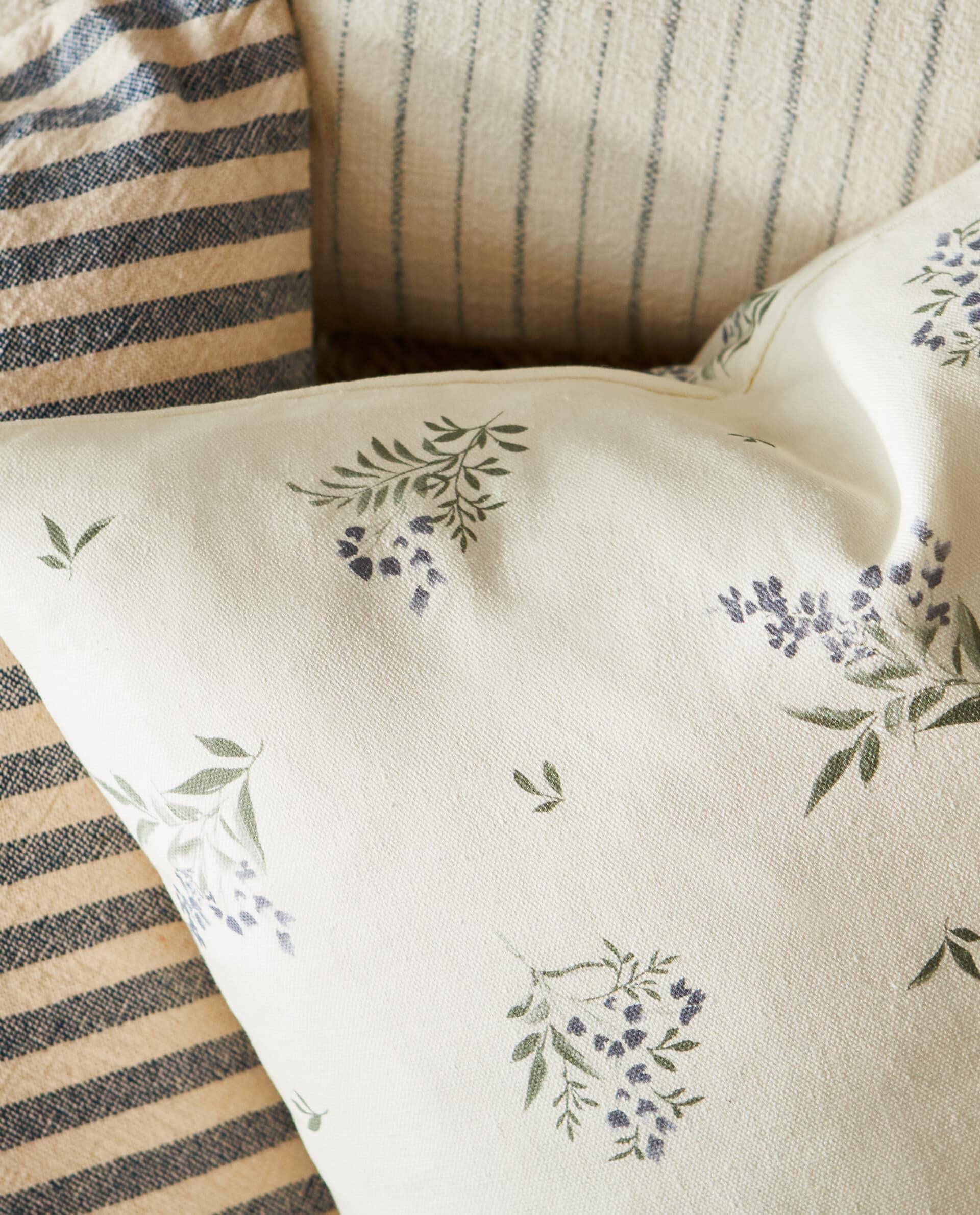 Zara Home Floral Print Throw Pillow Cover