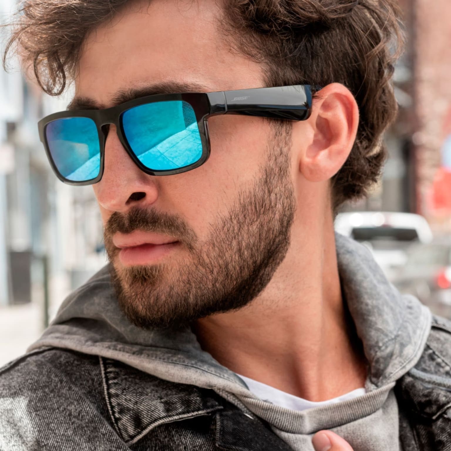 sunglasses with integrated Bluetooth 