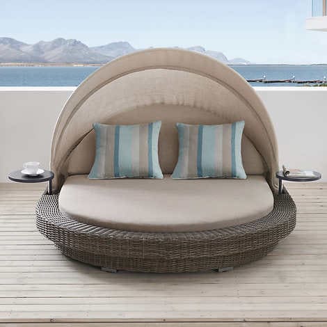 Costco - Sienna Oval Daybed