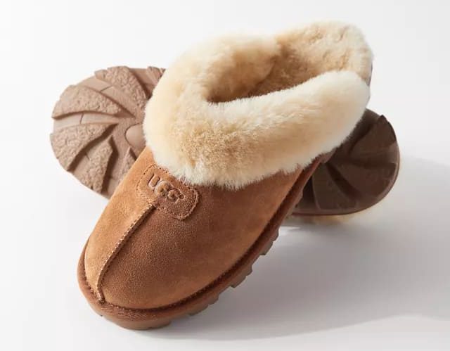 Urban Outfitters UGG Coquette Clog Slipper