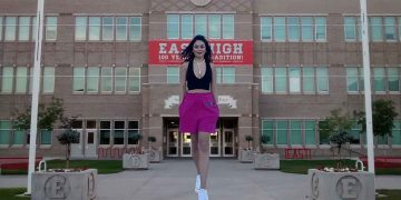 Vanessa Hudgens returns to East High