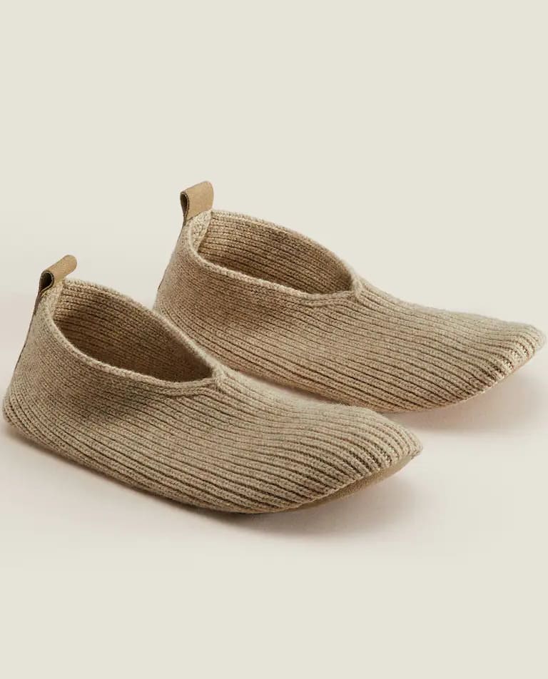 Sock-style knit slippers