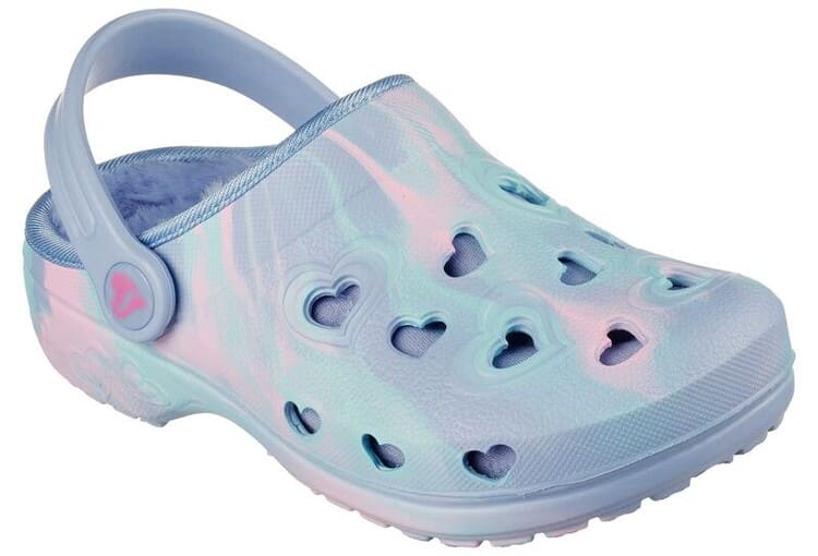 Skechers clones Crocs' classic clogs this winter at a much cheaper price