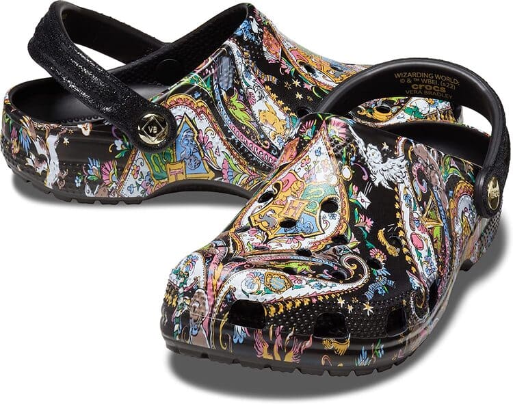 Limited edition for Christmas at Crocs — customizable Harry Potter ...