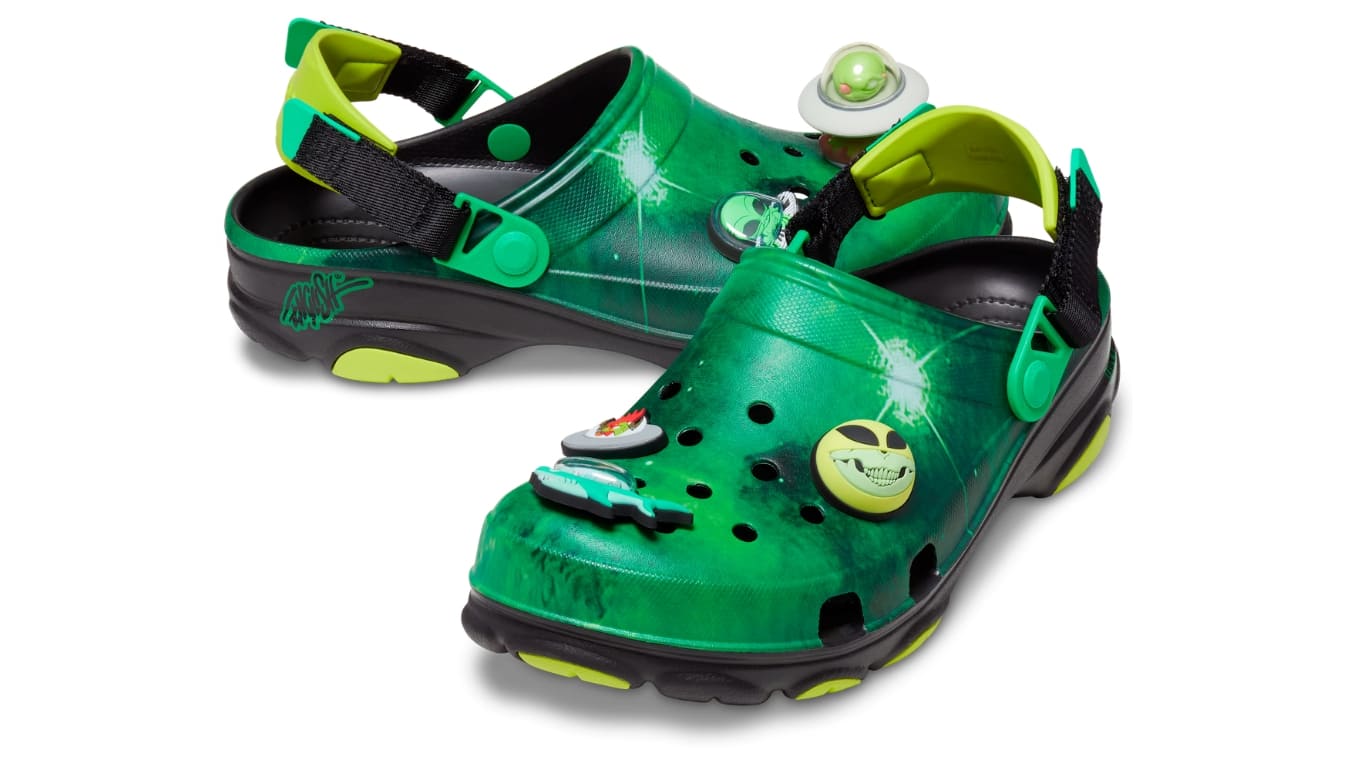 CLASSIC ALL-TERRAIN CROCS