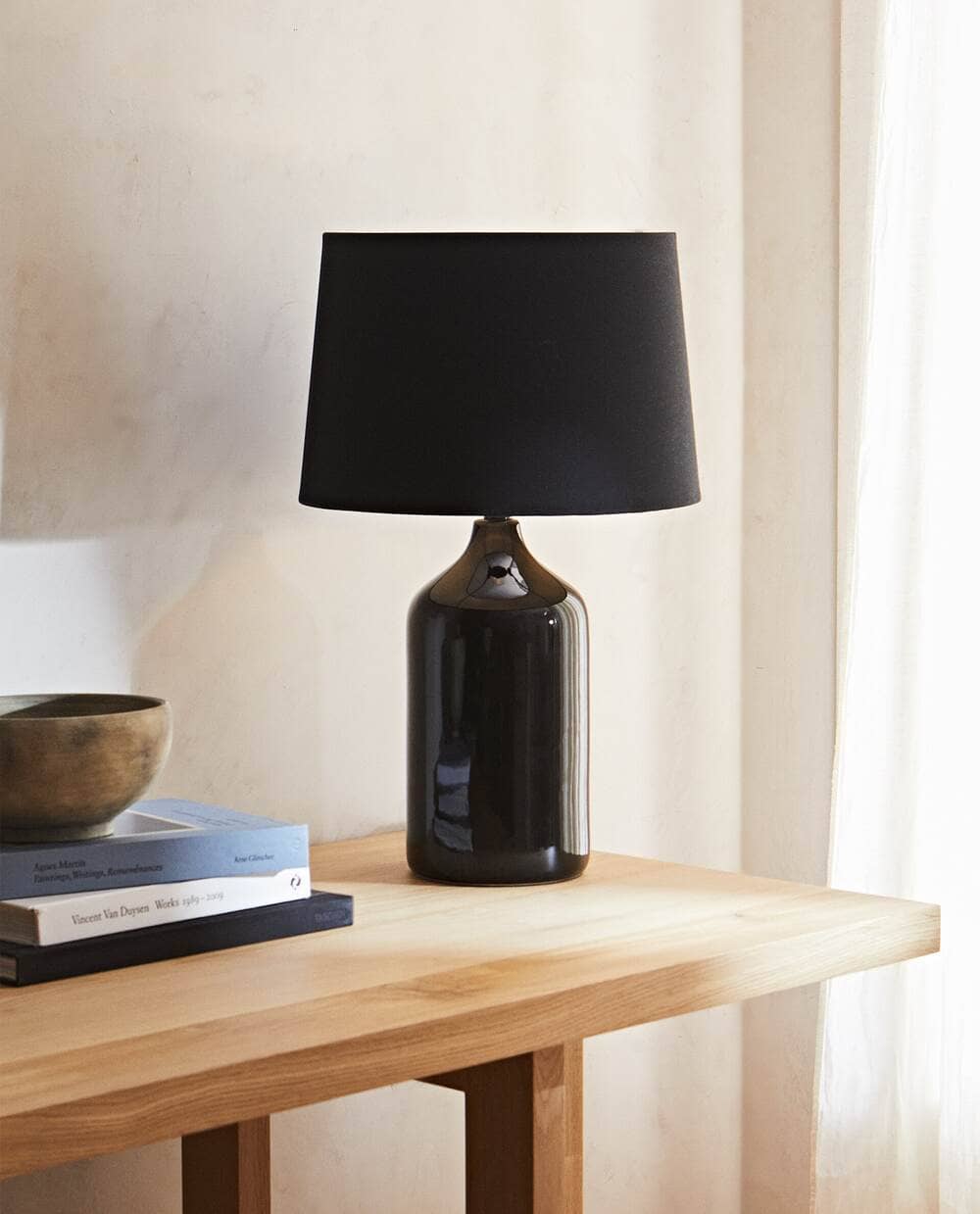 ZARA HOME LAMP WITH BLACK CERAMIC BASE