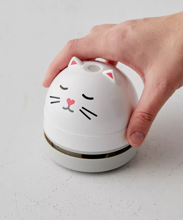 urban outfitters cat desk vacuum