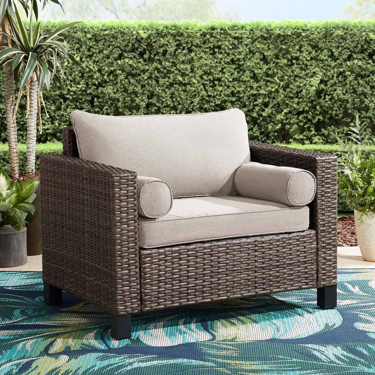 Walmart Better Homes & Gardens Brookbury Outdoor Cuddle Chair-in Polyester Beige