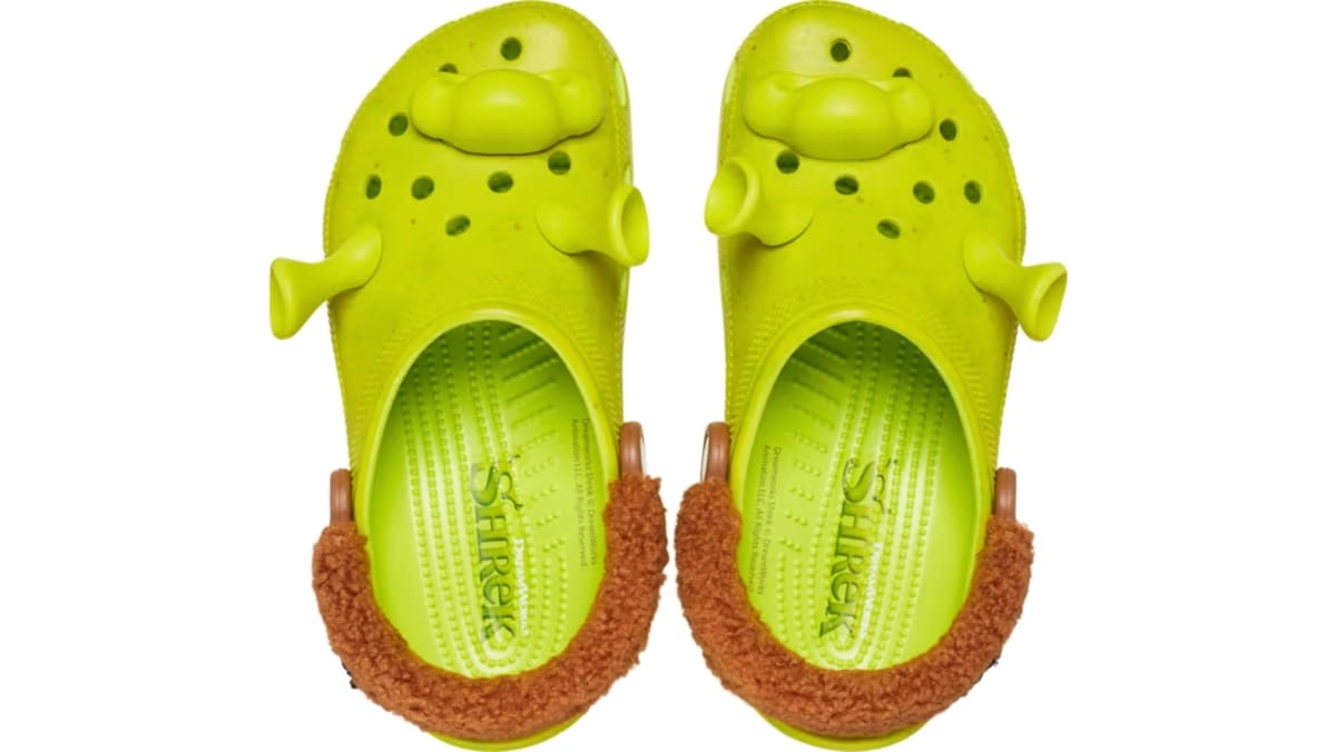 Crocs Classic Dreamworks Shrek Clogs